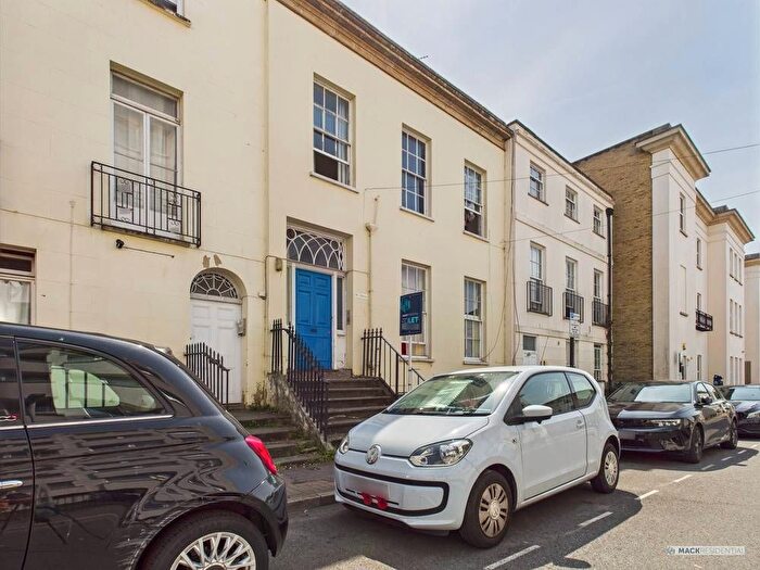 1 Bedroom Studio To Rent In Wellington Street, Cheltenham, GL50
