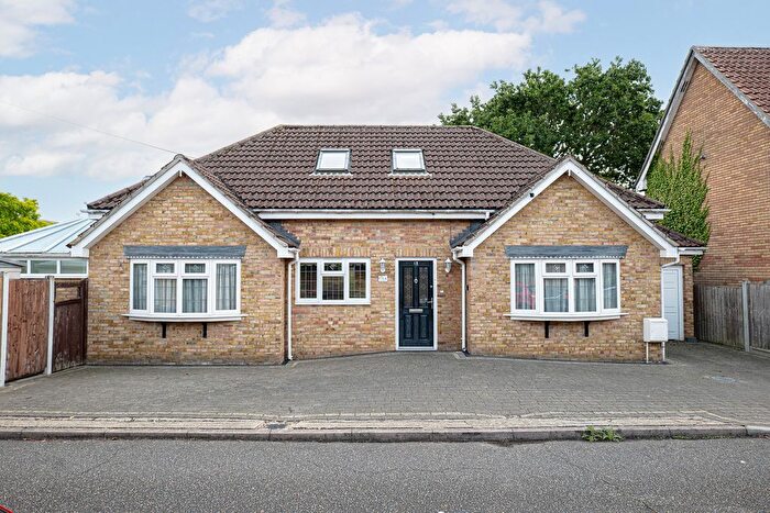 3 Bedroom Detached House For Sale In Almere, Benfleet, SS7