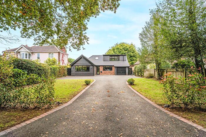 4 Bedroom Detached House For Sale In Woolmers Lane, Letty Green, SG14