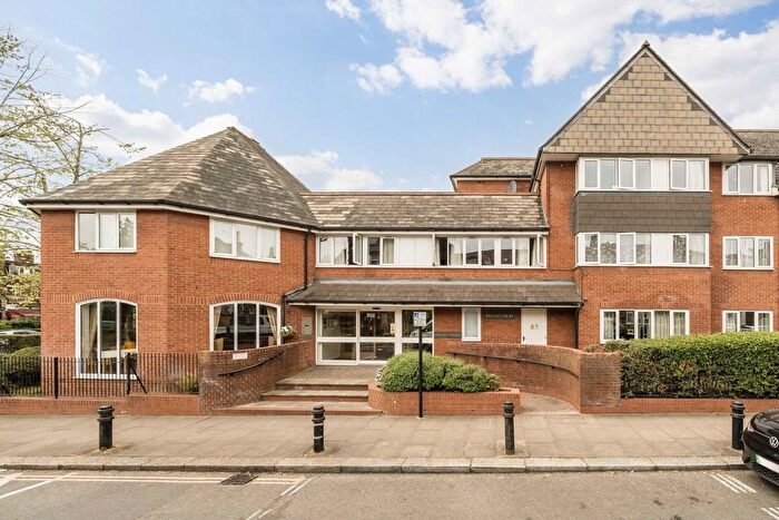 1 Bedroom Flat For Sale In Boileau Road, Ealing, W5