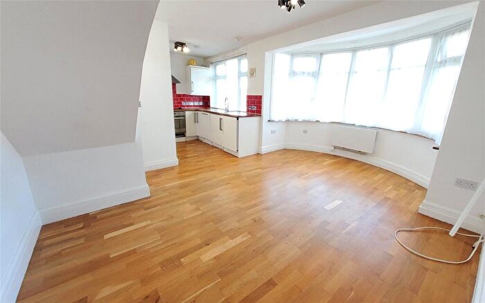 2 Bedroom Apartment To Rent In Flat, Gordon Avenue, Stanmore, HA7