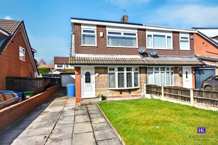 3 Bedroom Semi Detached House For Sale In Sunningdale Close, Burtonwood, WA5
