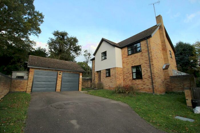 4 Bedroom Detached House To Rent In Camomile Way, Colchester, Essex, CO4