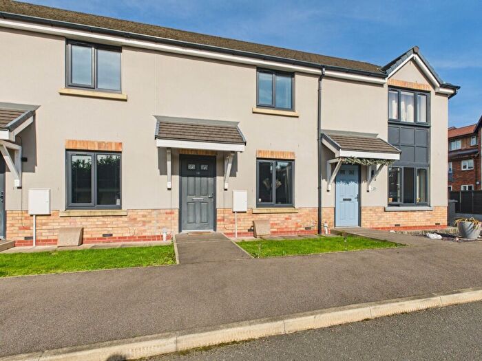 2 Bedroom Mews For Sale In Bird Street, Ince, Wigan, WN2