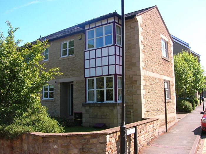 3 Bedroom House To Rent In Fairfield Road, Lancaster, LA1