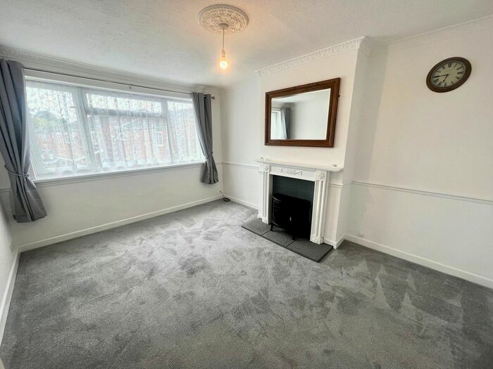 2 Bedroom Maisonette To Rent In Dillam Close, Longford, CV6