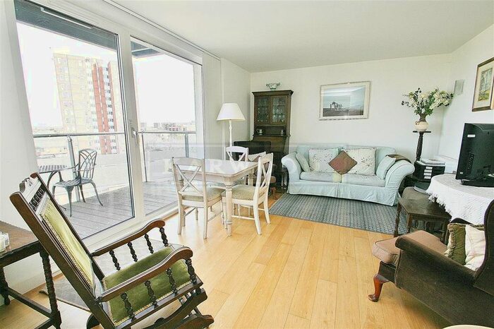 2 Bedroom Property To Rent In Cardinal Building, Station Approach, Hayes, Hayes UB3