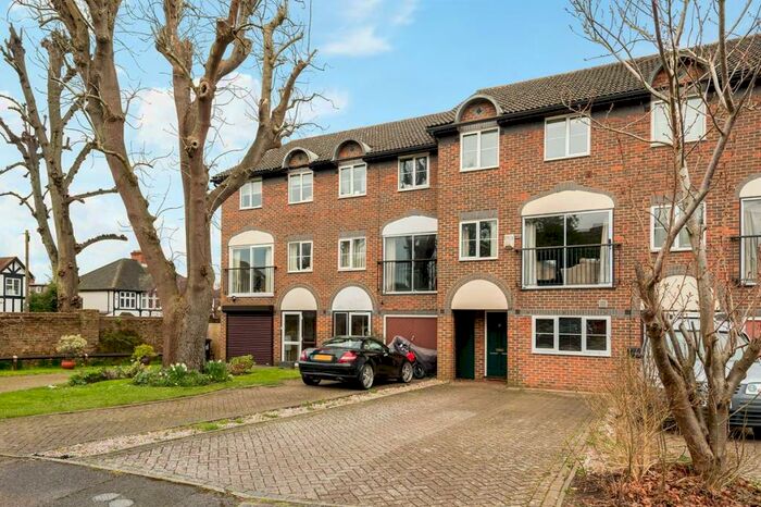4 Bedroom Terraced House To Rent In Adams Close, Surbiton, KT5