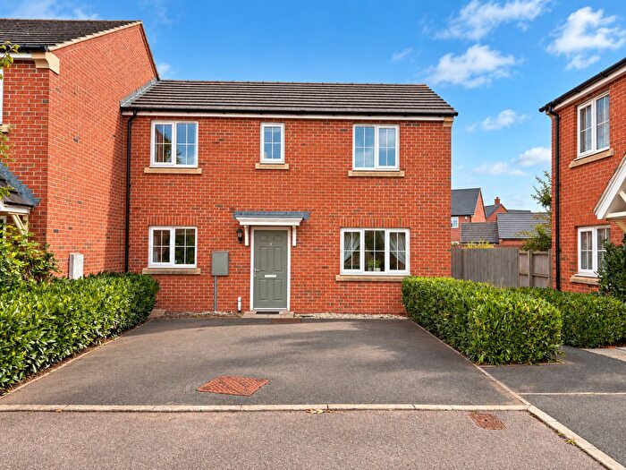 2 Bedroom Semi-Detached House For Sale In Langham Close, Syston, LE7