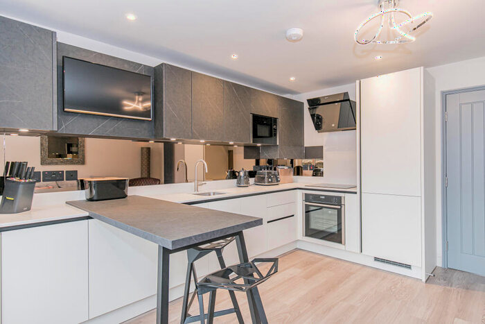 2 Bedroom Apartment To Rent In Crescent Road, Oxford, OX4