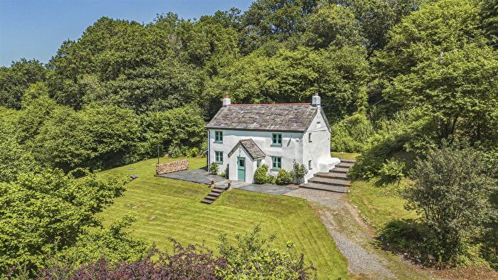 2 Bedroom Detached House For Sale In Helland, Bodmin, PL30
