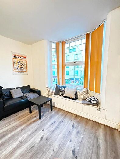 1 Bedroom Terraced House To Rent In Flat Above, Bristol Road, Selly Oak, Birmingham, B29