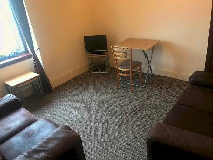 1 Bedroom Flat To Rent In Sinclair Road, Torry, Aberdeen, AB11