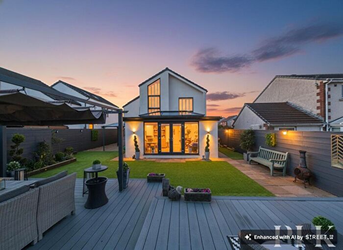 3 Bedroom Detached House For Sale In Lonsdale View, Dearham, CA15