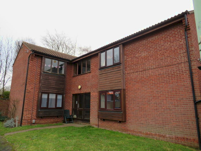 1 Bedroom Flat To Rent In Weston Way, Newmarket, CB8