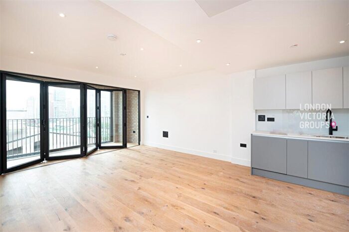 1 Bedroom Apartment To Rent In Graphite Square, London, SE11