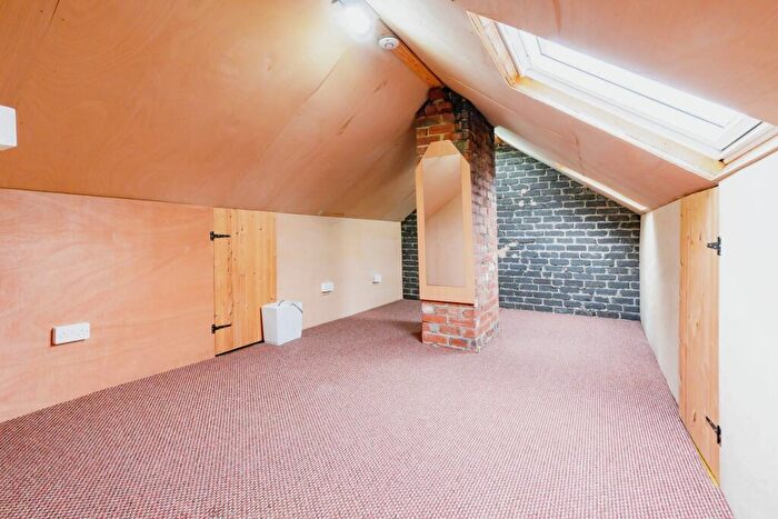 2 Bedroom End Of Terrace House For Sale In Hazel Grove, Radcliffe, Manchester, Greater Manchester, M26