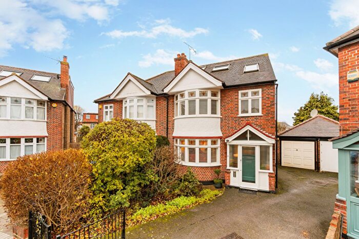 4 Bedroom Semi Detached House For Sale In Chalfont Way, London, W13