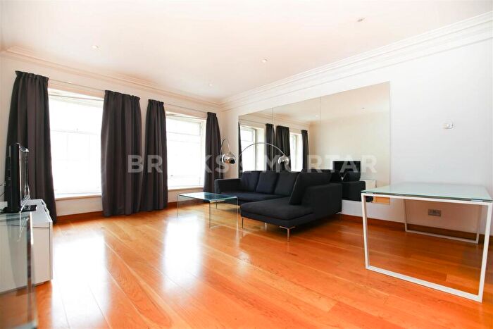 2 Bedroom Apartment To Rent In Grainger Street, Newcastle Upon Tyne, NE1