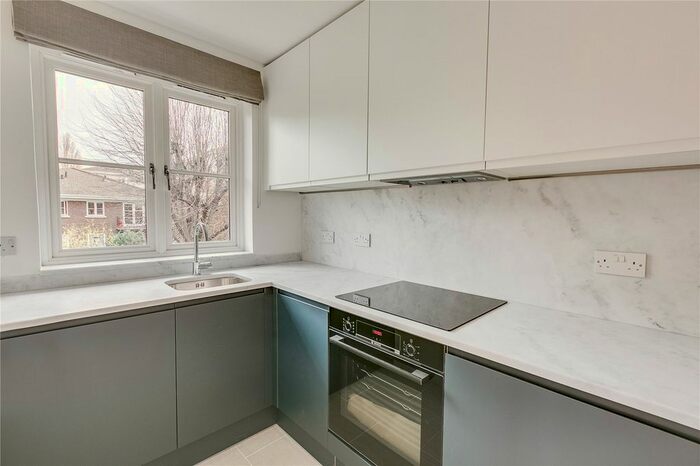 1 Bedroom Flat To Rent In Brompton Park Crescent, Fulham Broadway, SW6