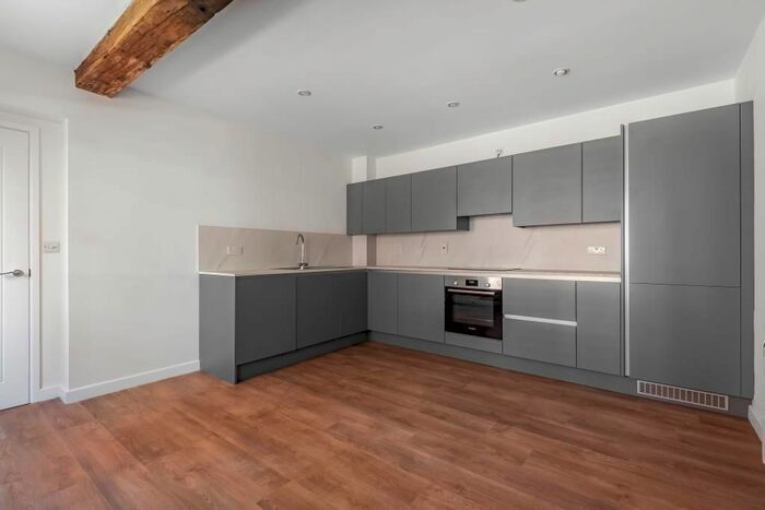 2 Bedroom Terraced House To Rent In Newbury, Berkshire, RG14