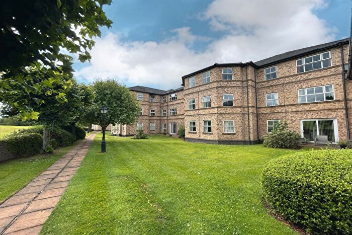 1 Bedroom Retirement Property For Sale In Brook Lane, Alderley Edge, SK9