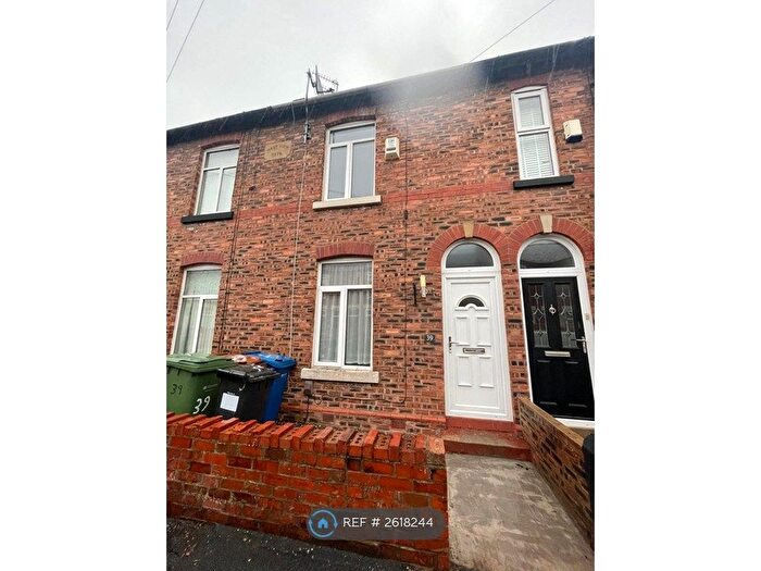 2 Bedroom Terraced House To Rent In Florist Street, Stockport, SK3