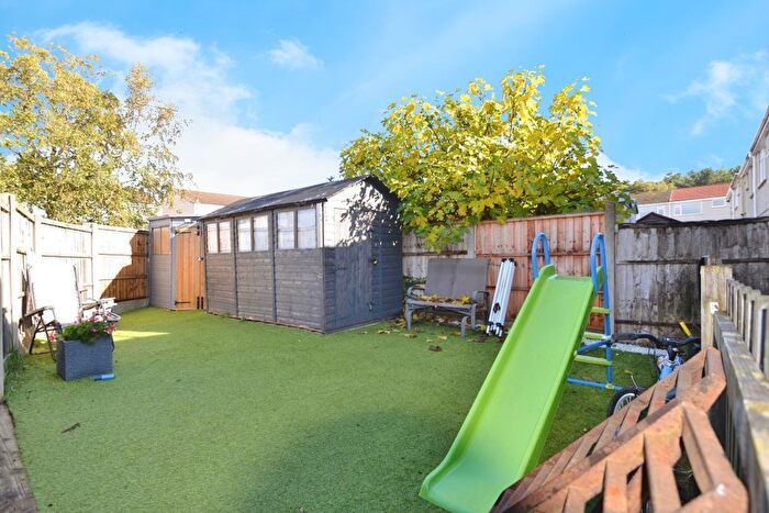 3 Bedroom Terraced House For Sale In Harris Road, Nottingham, NG17