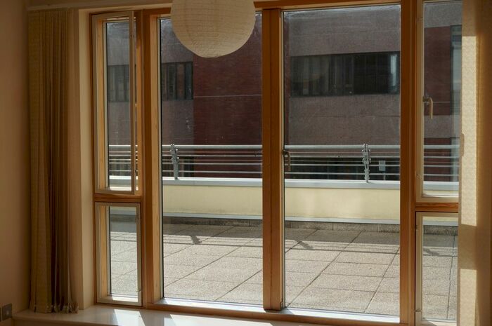 2 Bedroom Flat To Rent In Baldwin Street, Bristol, BS1