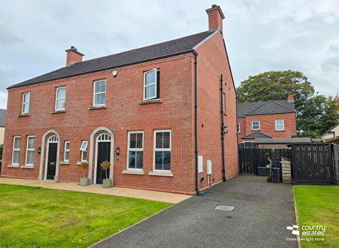 3 Bedroom Semi-Detached House For Sale In Readers Way, Ballyclare, BT39