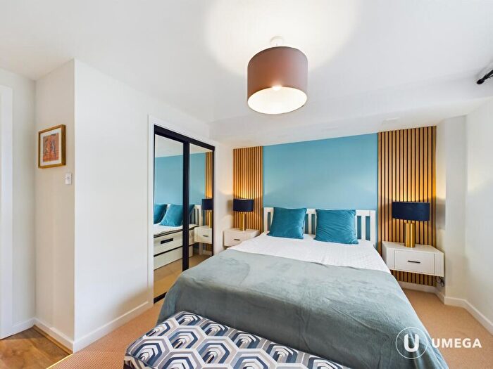 2 Bedroom Apartment To Rent In Waterfront Park, Granton, Edinburgh, EH5