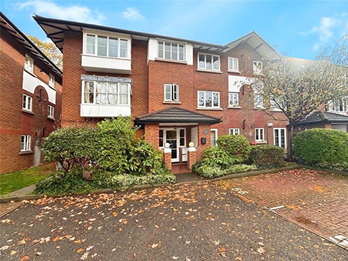 1 Bedroom Flat For Sale In Kingsworthy Close, Kingston Upon Thames, KT1