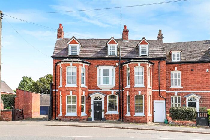 5 Bedroom End Of Terrace House For Sale In New Street, Kenilworth, CV8