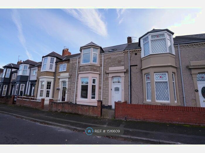 3 Bedroom Terraced House To Rent In York Street, Jarrow, NE32