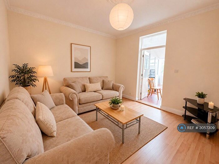 4 Bedroom Terraced House To Rent In Vernon Terrace, Bath, BA2