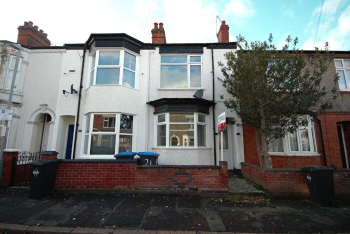 3 Bedroom Terraced House To Rent In Kimberley Road, Rugby, CV21