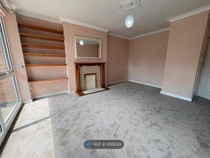 Studio To Rent In Cedar Road, Sutton, SM2