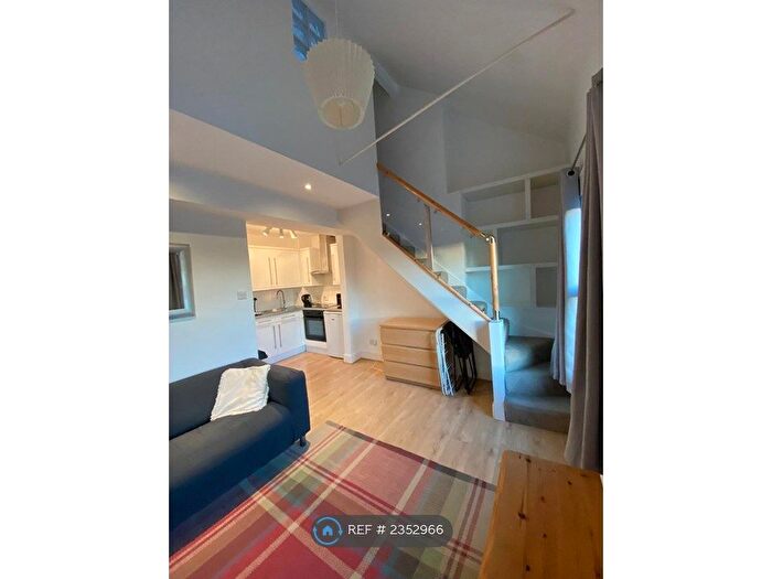 1 Bedroom Flat To Rent In Cheriton Road, Folkestone, CT20