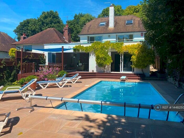 4 Bedroom Detached House To Rent In Peacock Lane, Brighton, BN1