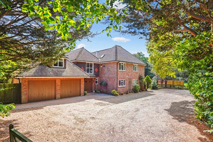 6 Bedroom Detached House For Sale In Wilton Lane, Jordans, HP9