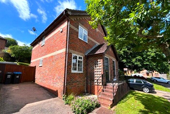 2 Bedroom Semi Detached House To Rent In Gayler Close, Bletchingley, RH1