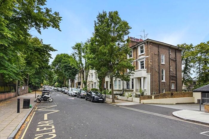2 Bedroom Flat To Rent In Marlborough Hill, St Johns Wood, London, NW8