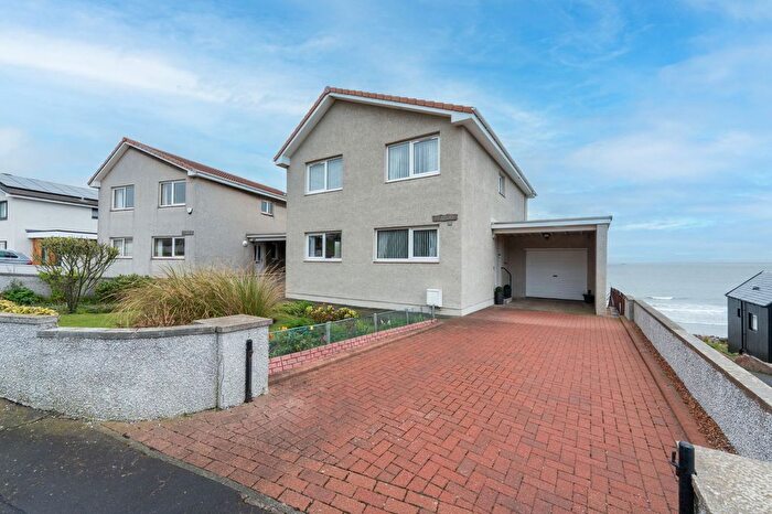 4 Bedroom Detached House For Sale In Pettycur Road, Kinghorn, Burntisland, KY3