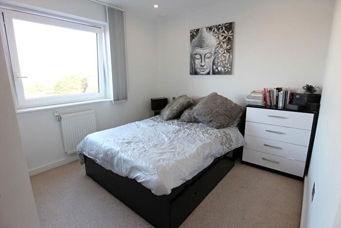 1 Bedroom Flat To Rent In Wharf Street, Greenwich, London, SE8