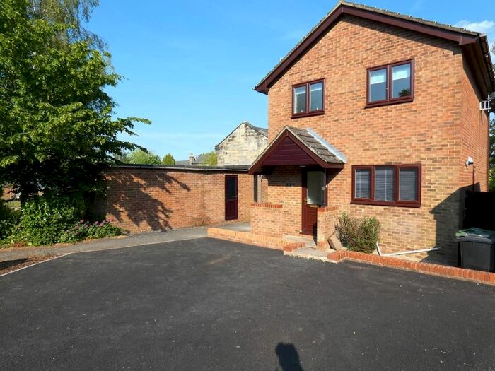 3 Bedroom Detached House To Rent In Hawkhurst Road, Cranbrook, Kent, TN17
