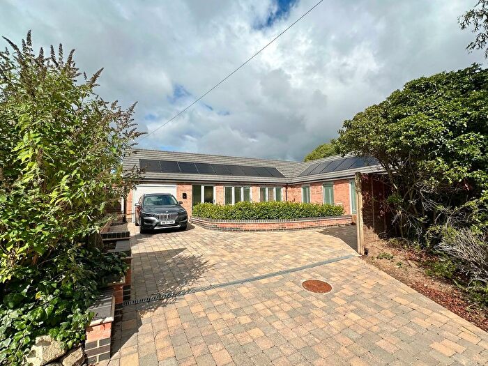 3 Bedroom Detached Bungalow For Sale In Church Lane, Thornton, LE67