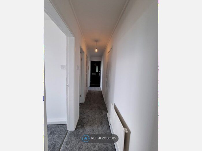 2 Bedroom Flat To Rent In Bamburgh Walk, Newcastle Upon Tyne, NE3