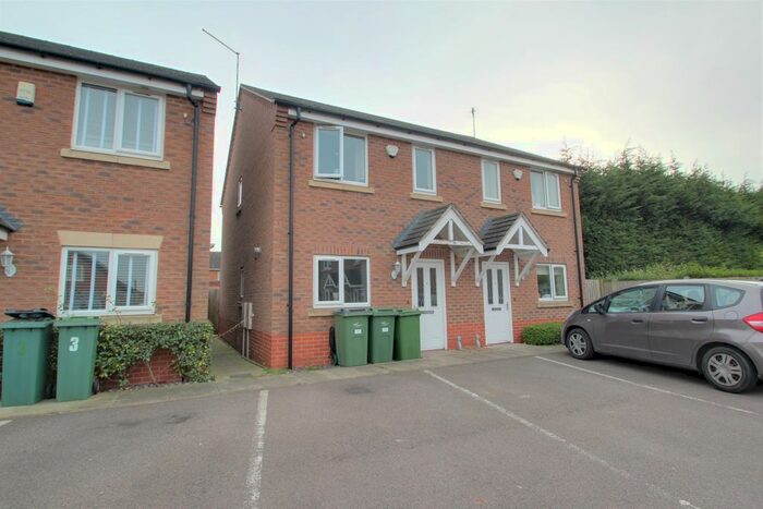 2 Bedroom Terraced House To Rent In Maple Close, Glenfield, Leicester, LE3