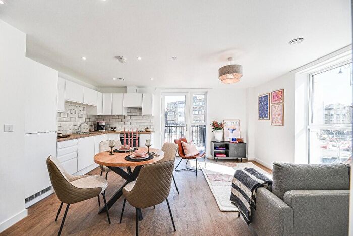 2 Bedroom Apartment To Rent In Bolt Works, Lister Lane, Halifax, West Yorkshire, HX1