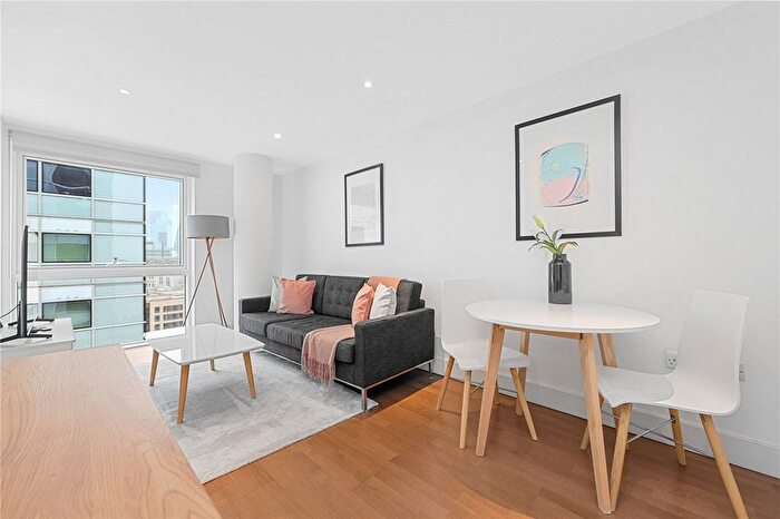 1 Bedroom Flat For Sale In Whitechapel High Street, London, E1